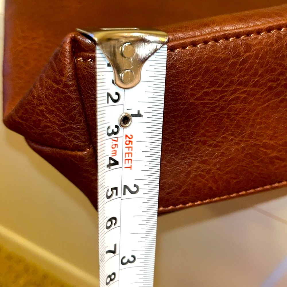 NWOT- Brown Leather Crossbody - classic and simple! - Picture 9 of 10